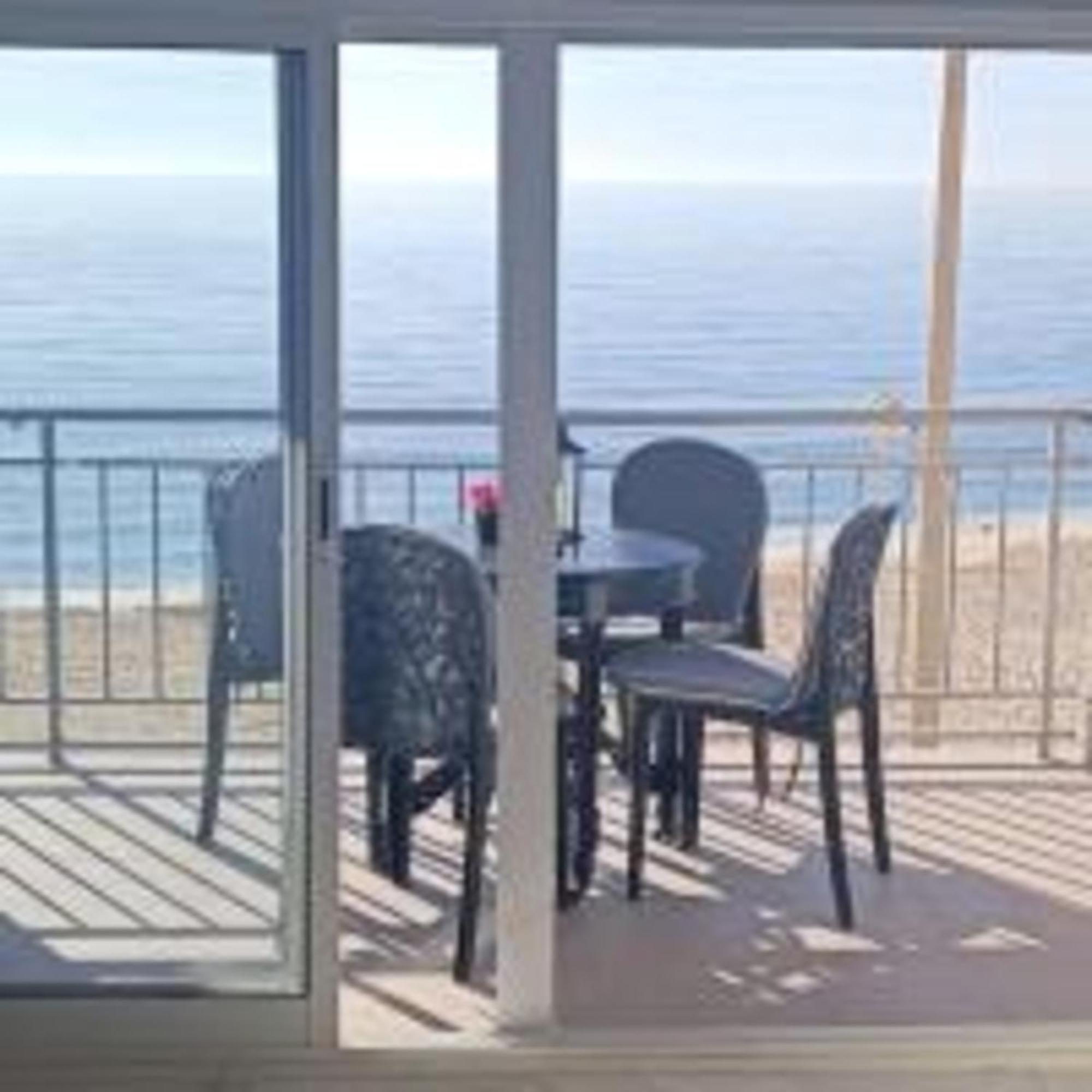 Pmt16 - Large City Apartment On The Beach Торевьиа Экстерьер фото